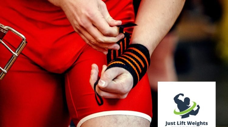 guy wearing read powerlifting clothes